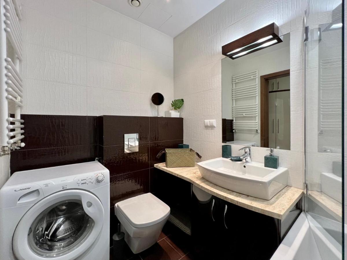 Apartmán Platinum Tower Green Star Apart Varšava Exteriér fotografie