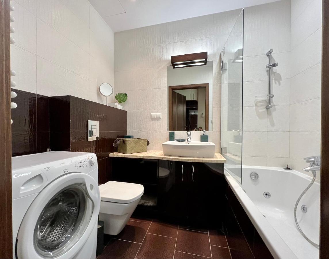 Apartmán Platinum Tower Green Star Apart Varšava Exteriér fotografie